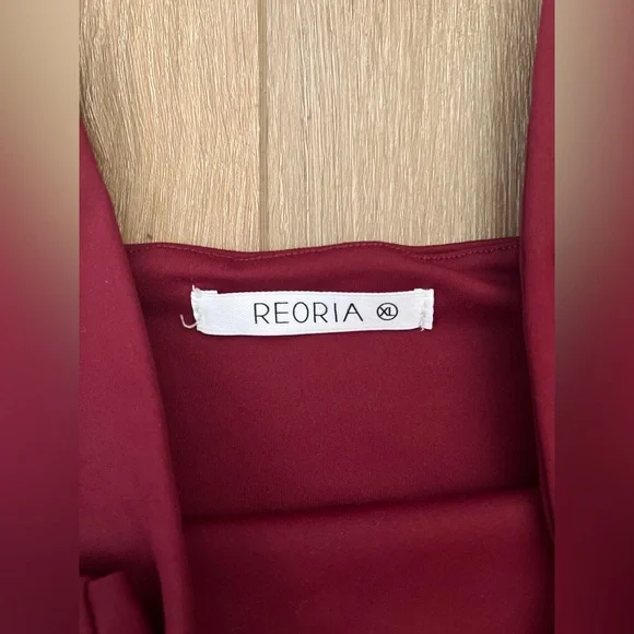 REORIA Butsmooth Square Neck Double Lined Bodysuit EUC - Picture 6 of 6